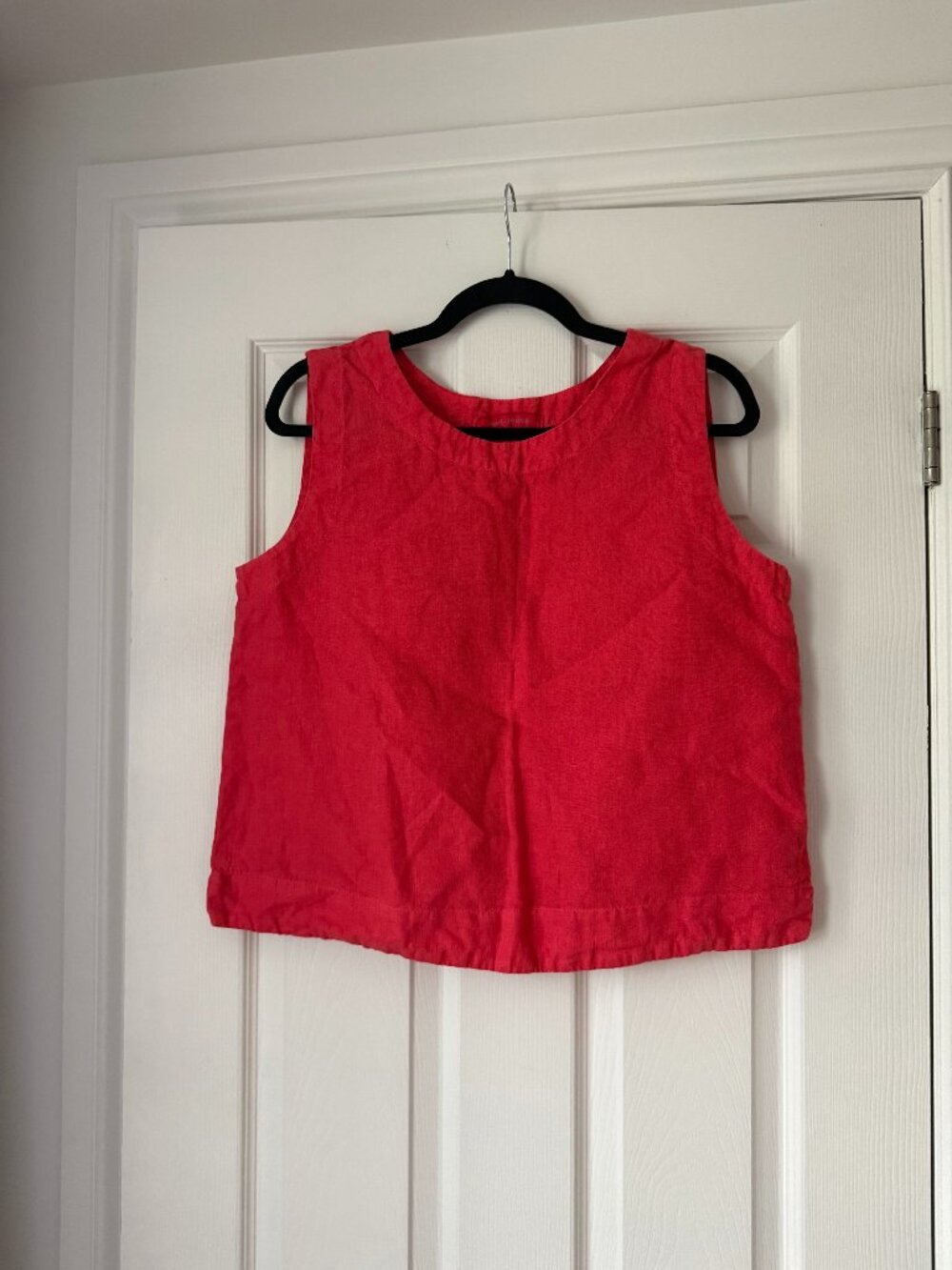 cut loose coral linen tank size small